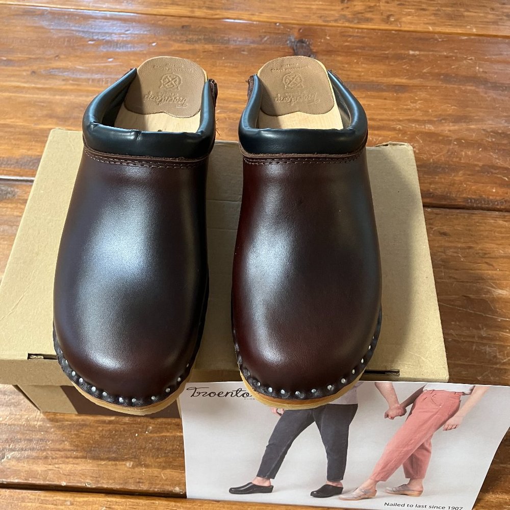 Troentorp Rembrandt Clogs , Brown  size 8 or EU 38